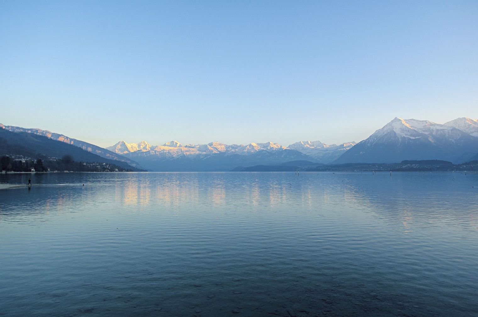 Aussicht auf den Thunersee vom Congress Hotel Seepark in Thun